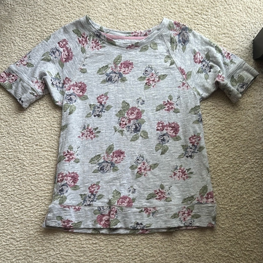 LOFT Grey Floral Short Sleeve Sweatshirt Top